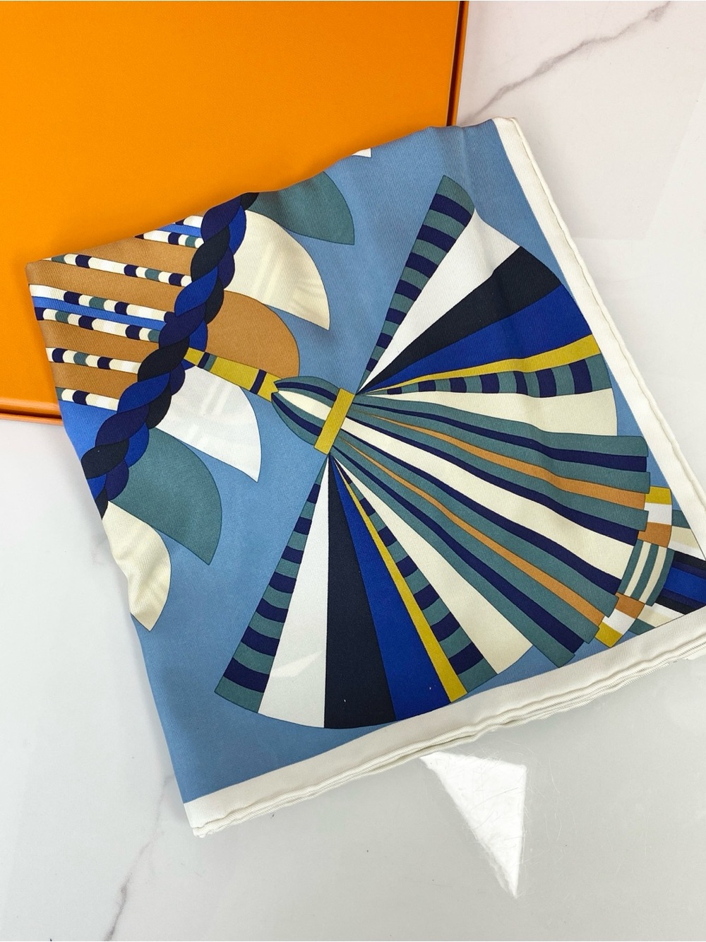 Hermès Haute Parure Scarf 90
